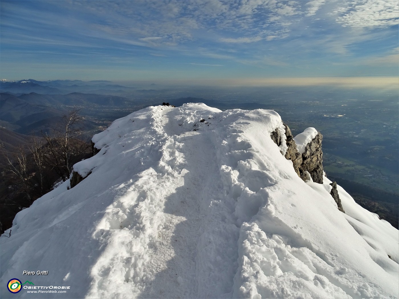 52 Sul panoramico sent. 571 per rientrare .JPG